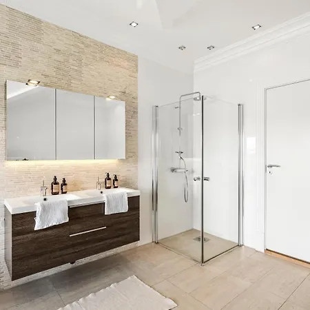 Villa Stavanger Βίλα *